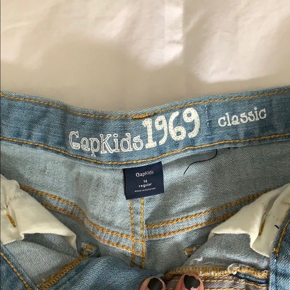 Gap Jean Shorts - Picture 2 of 3